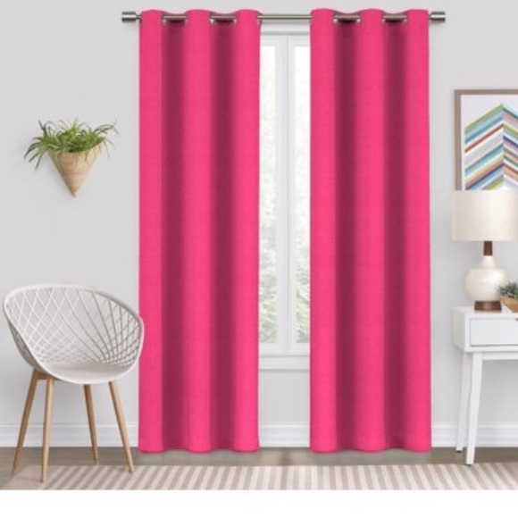 (1) pink curtain